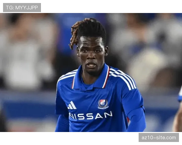 海港新援让克劳德攻弱守强 长传成功率低下惧怕逼抢